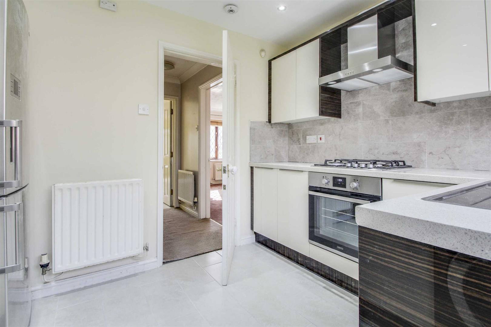 Paxton Crescent, Shenley Lodge, Milton Keynes